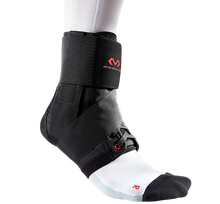 Load image into Gallery viewer, McDavid 195 Ankle Brace black
